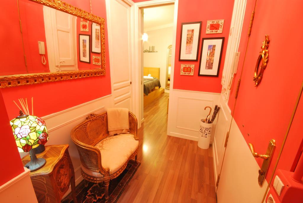 Gaudi Sdb Apartment Barcelona Luaran gambar