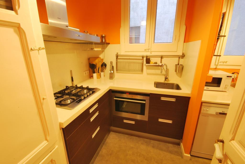 Gaudi Sdb Apartment Barcelona Luaran gambar