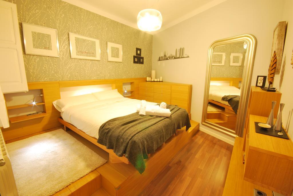Gaudi Sdb Apartment Barcelona Luaran gambar