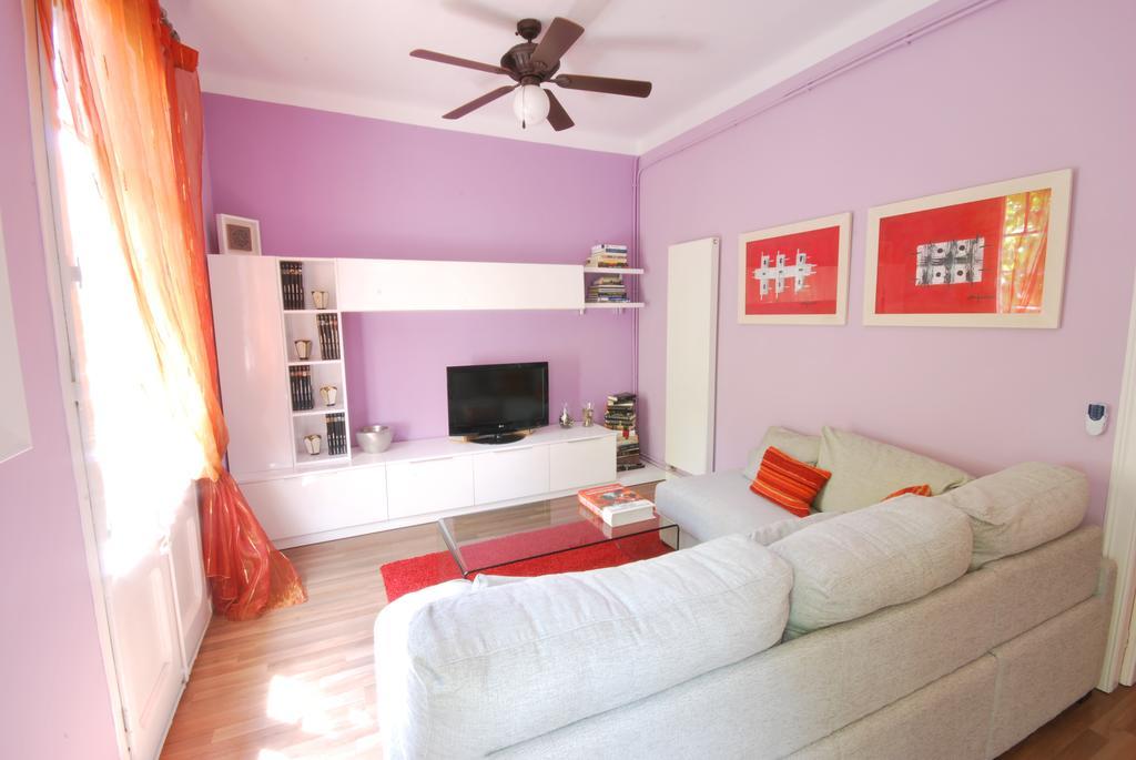 Gaudi Sdb Apartment Barcelona Luaran gambar